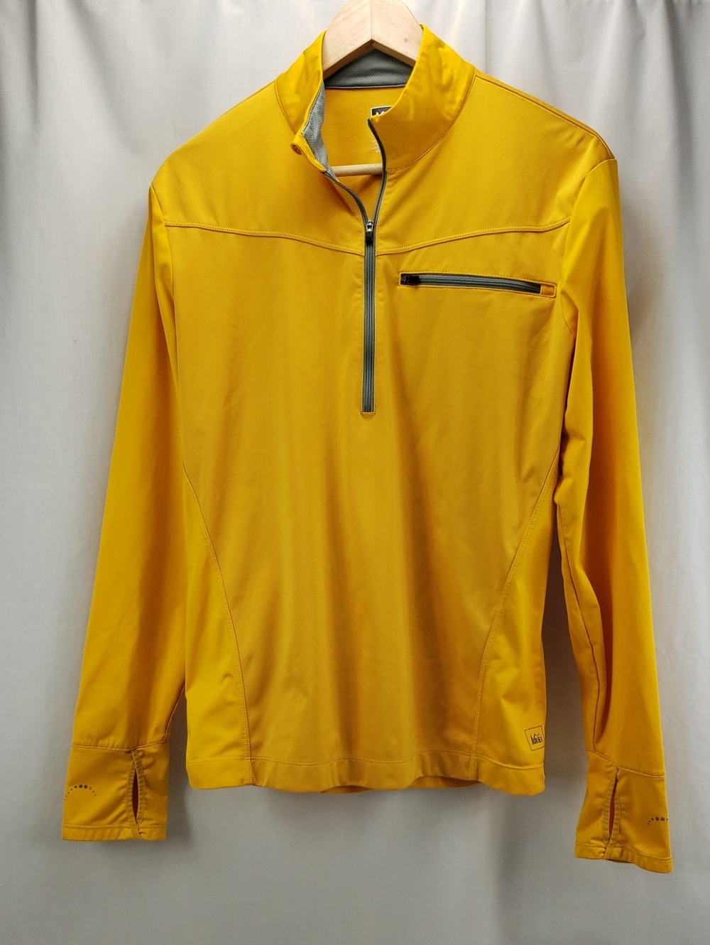 REI Men’s Yellow 1/4 Zip Pullover Active Shirt Size Medium